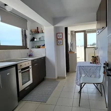 Melina Knossos Iraklio Crete * Ano Fortetsa